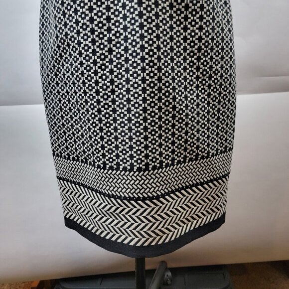 🖤 J. Crew Geometric Print Sleeveless Dress | Size 8 - Picture 3 of 11